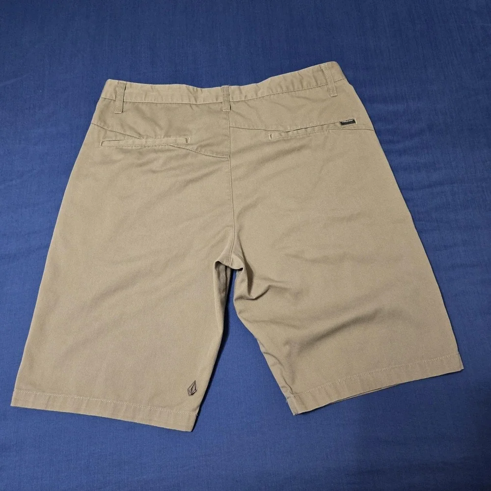 Volcom Shorts‎ Mens 38 Beige Cotton Blend Chino Flat Front Summer Casual Canvas